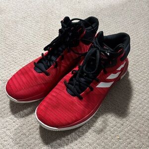 ⭐️EUC Adidas basketball shoes - men’s US 11.5 ⭐️
